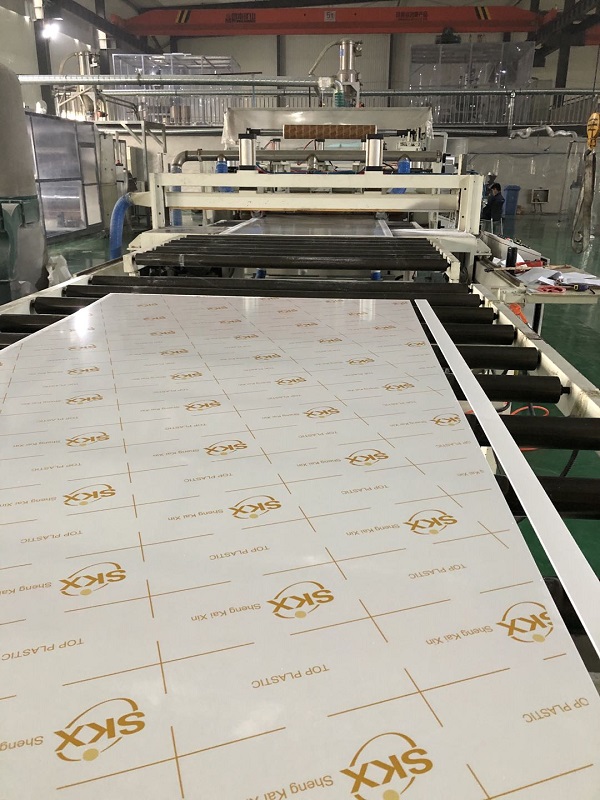 鄂爾多斯PVC板材擠出機(jī)